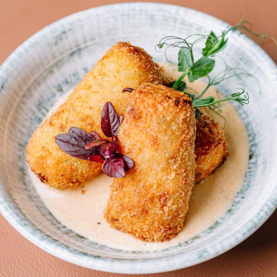Royal Tulip Hotel & Casino, Τυφλίδα Εξωτερικό φωτογραφία Mozzarella sticks