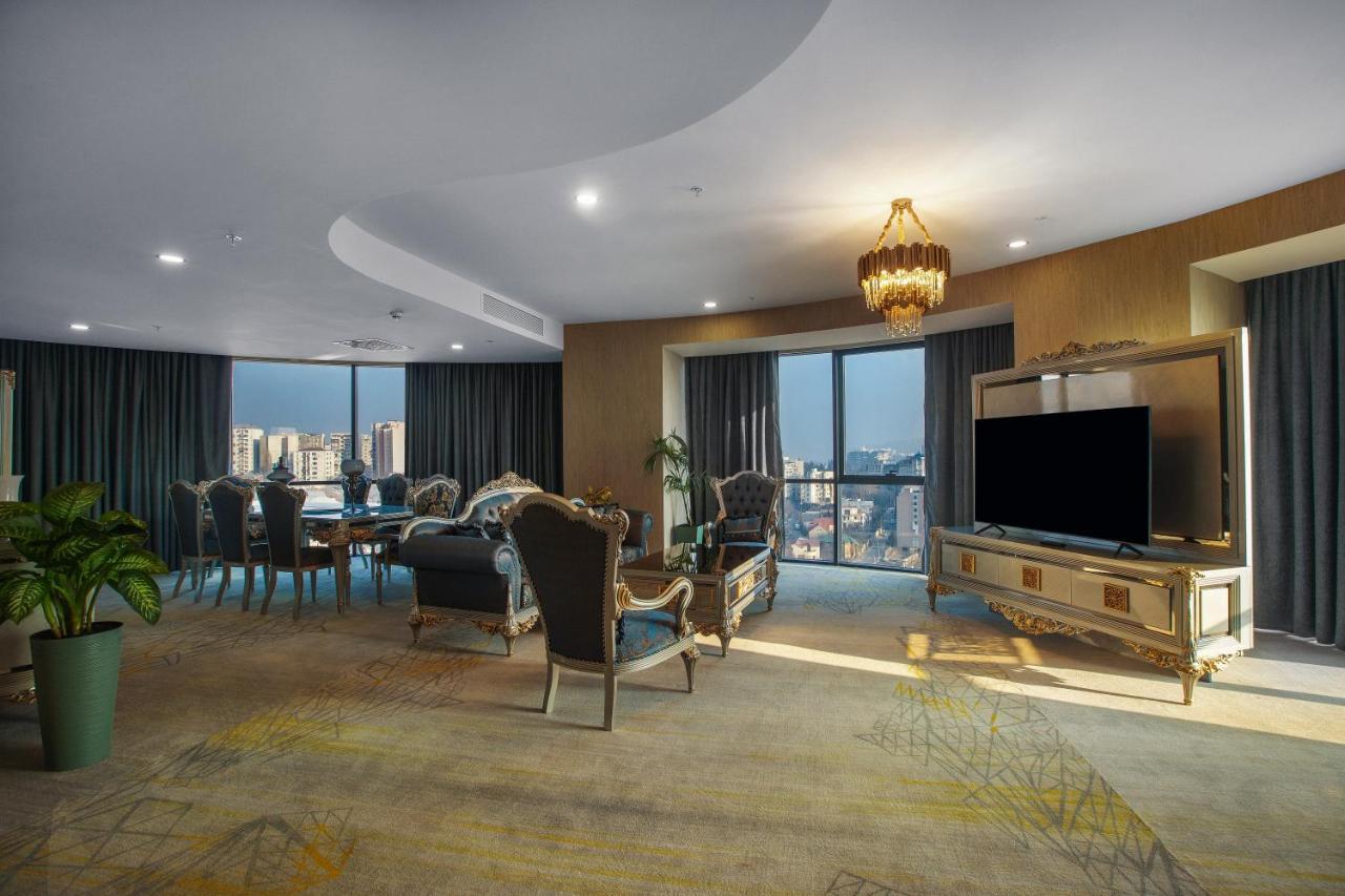 Royal Tulip Hotel & Casino, Τυφλίδα Εξωτερικό φωτογραφία