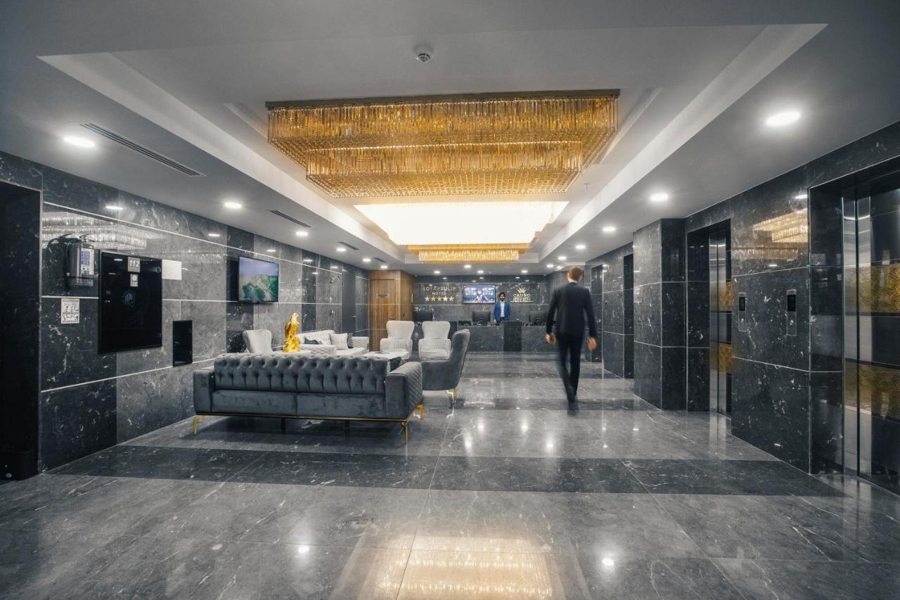 Royal Tulip Hotel & Casino, Τυφλίδα Εξωτερικό φωτογραφία The lobby of the hotel