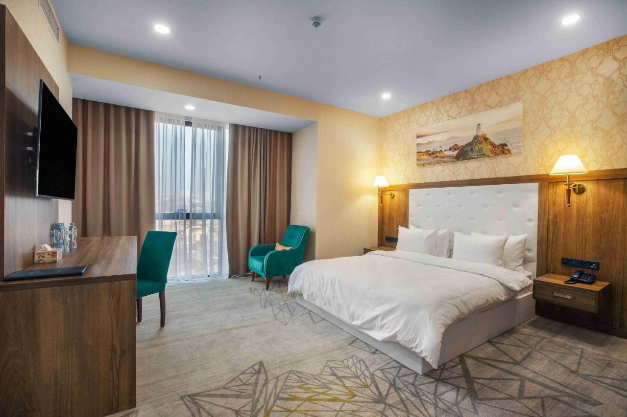 Royal Tulip Hotel & Casino, Τυφλίδα Εξωτερικό φωτογραφία Deluxe room
